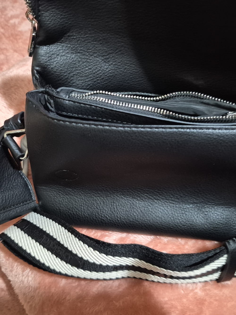 Desigual Black Shoulder Bag with Detachable Strap - Picture 9 of 12